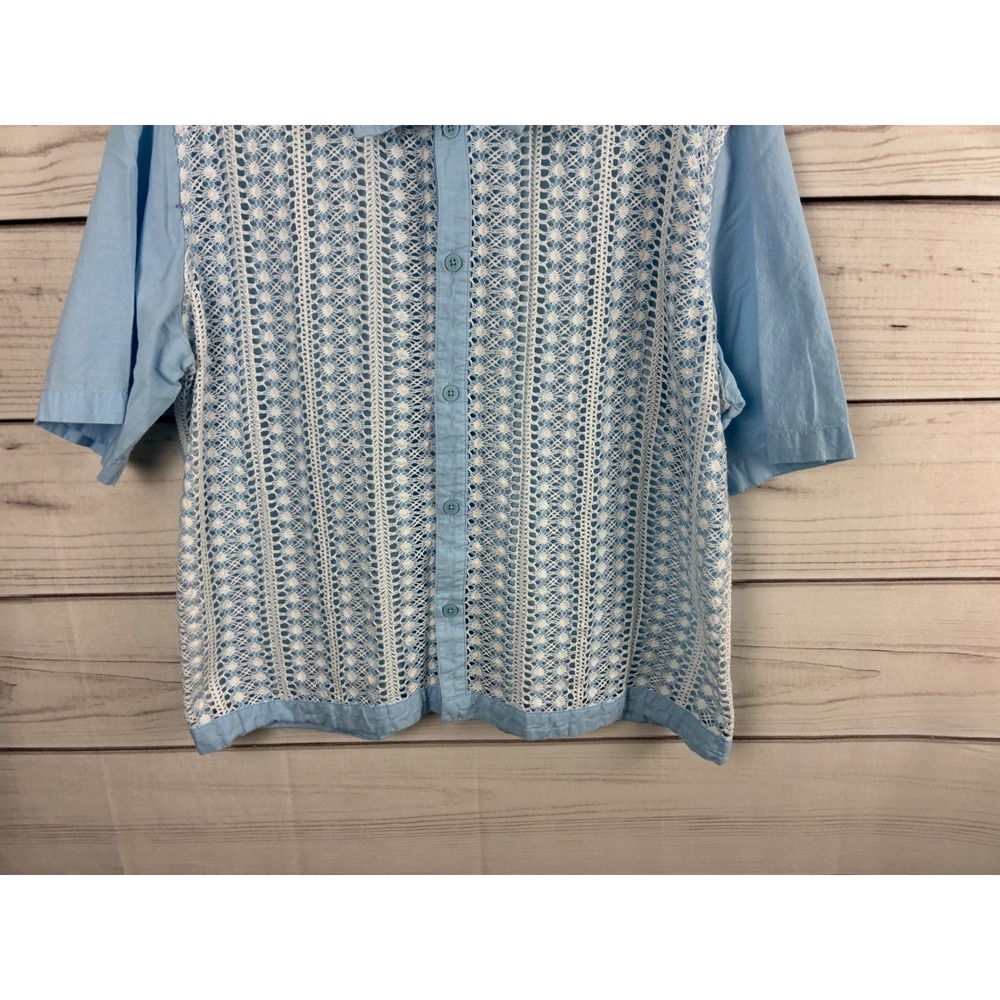 BDG Mens Light Blue Crochet Lace Front Short Sleeve Button Down Shirt Large - Picture 4 of 6